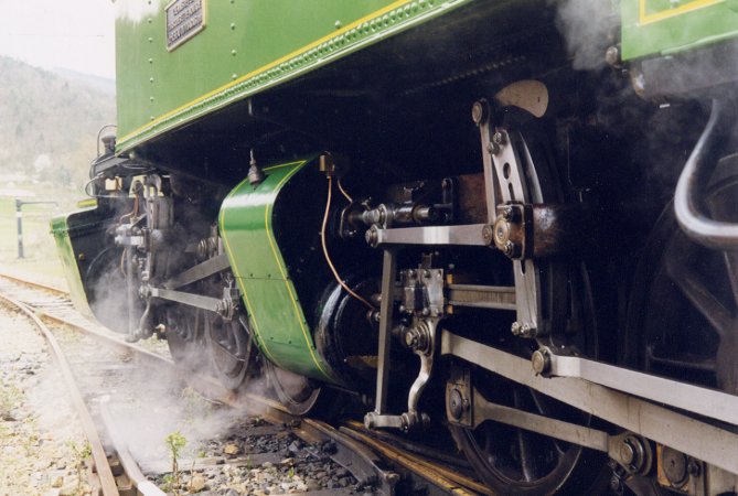 locomotive01.jpg