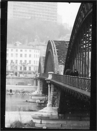 lyon_pont_boucle_38.jpg